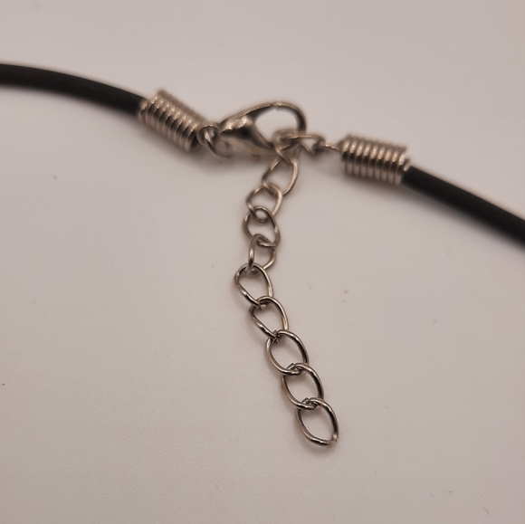 Skeleton Hand Necklace - Picture 5 of 5